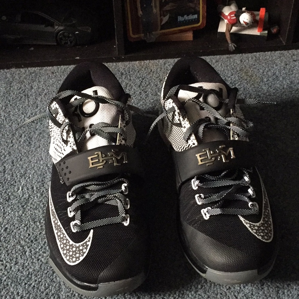 Nike KD 7 BHM size 10.5